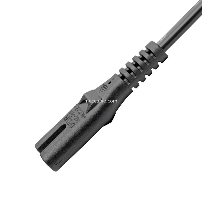 Cable d'alimentation électrique Rohs Bs1363 à C7 2.5a 6 ft 220v intérieur