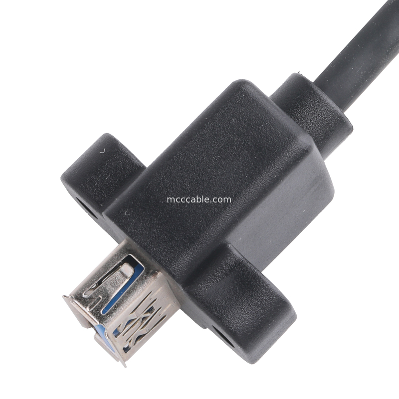 Noir Usb3 0 câble Am 90 degrés de flexion latérale à l'af type de vis à demi-emballage moulé extérieur