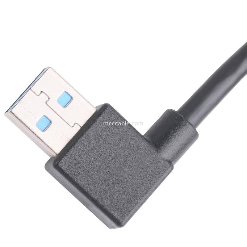 Noir Usb3 0 câble Am 90 degrés de flexion latérale à l'af type de vis à demi-emballage moulé extérieur