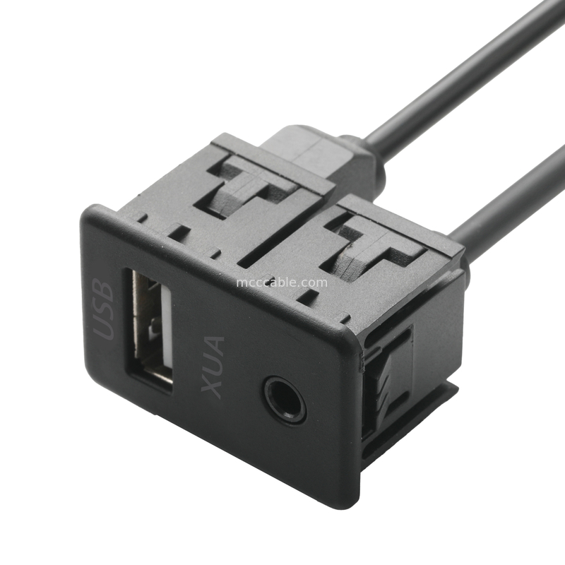 Stéréo masculin AUX. de Jack 3.5mm de câble d'extension d'ISOBUS pour le câble de prise d'O Jack USB