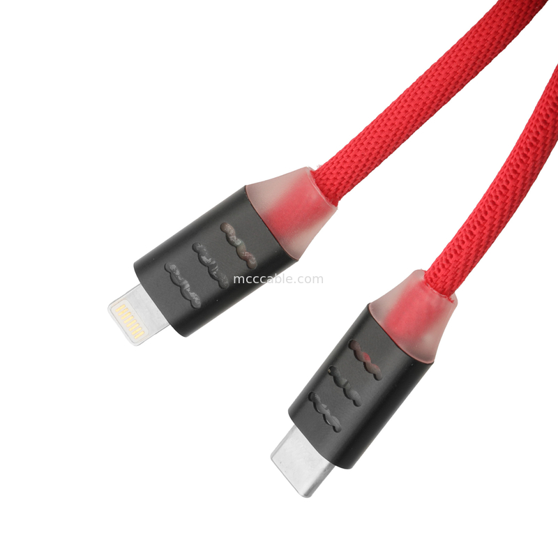 Cable USB C à la foudre pour la recharge rapide des téléphones Samsung et Apple OEM / ODM