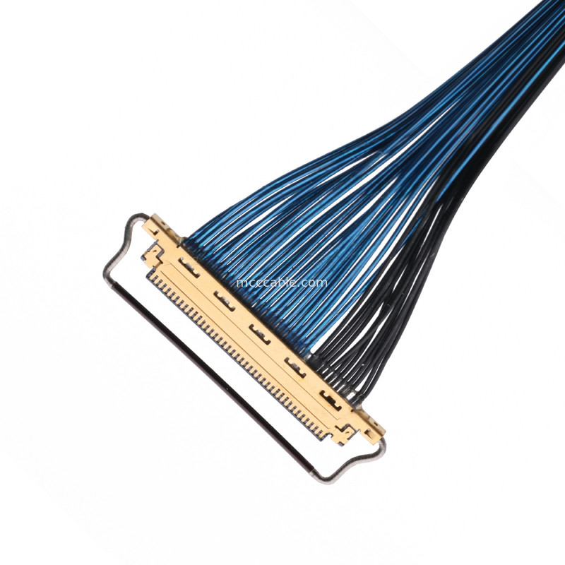 20633-250T-01S 50P 0,4 mm d'envergure Type d'accouplement horizontal Connecteur micro-coaxial avec verrou mécanique