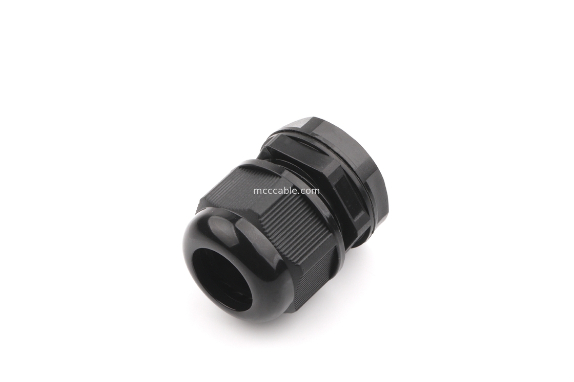 M25 Shell de connecteur imperméable à l'eau industriel avec 3Pin/4Pin/6Pin/7Pin/8Pin Prend en charge le traitement personnalisé du fil OEM / ODM