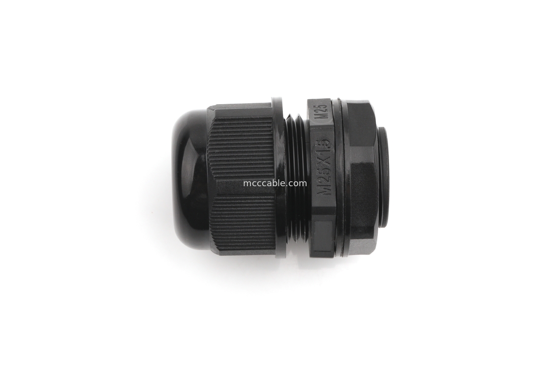 M25 Shell de connecteur imperméable à l'eau industriel avec 3Pin/4Pin/6Pin/7Pin/8Pin Prend en charge le traitement personnalisé du fil OEM / ODM