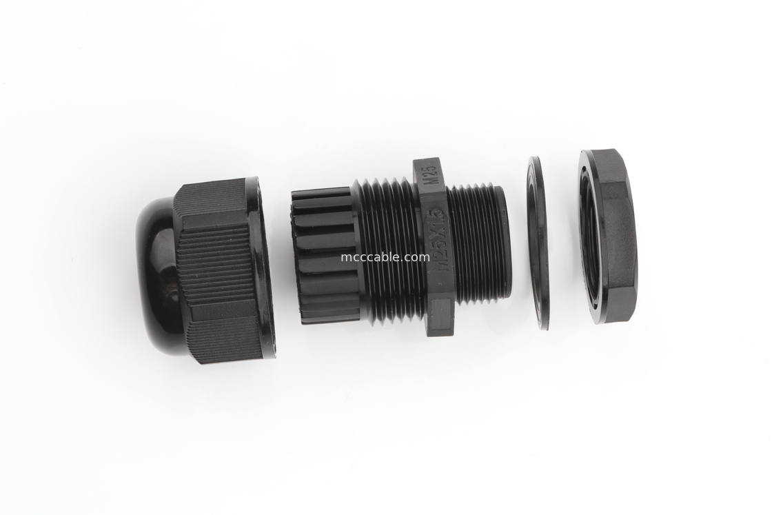 M25 Shell de connecteur imperméable à l'eau industriel avec 3Pin/4Pin/6Pin/7Pin/8Pin Prend en charge le traitement personnalisé du fil OEM / ODM