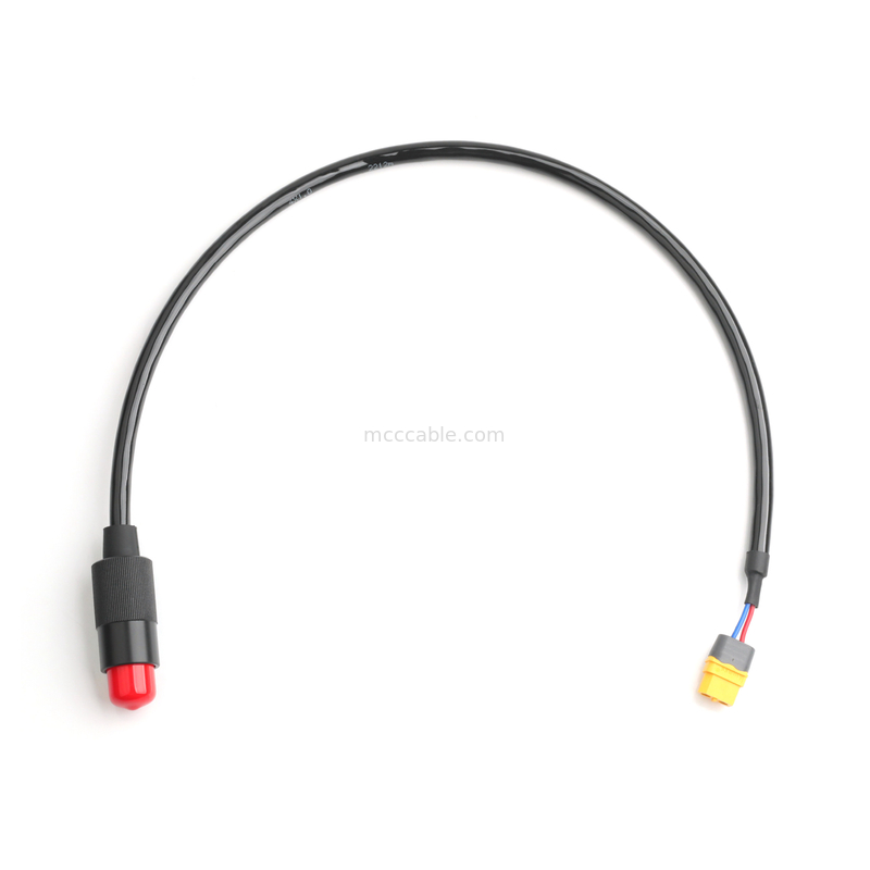 Assemblage de câble d'alimentation à 4 cœurs, connecteur à 2 broches 600V à 125°C avec tube rétrécissant thermique