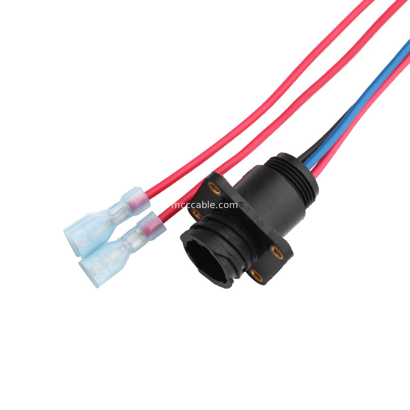 6 Assemblée de harnais de fil de longueur de la borne 100mm Molex 1722582106 à 4 Pin TE 208130-1