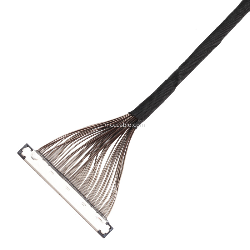 DF36C-50P-0.4SD au câble équipé d'informatique de DC-2813C Lvds 46AWG pour le cardan