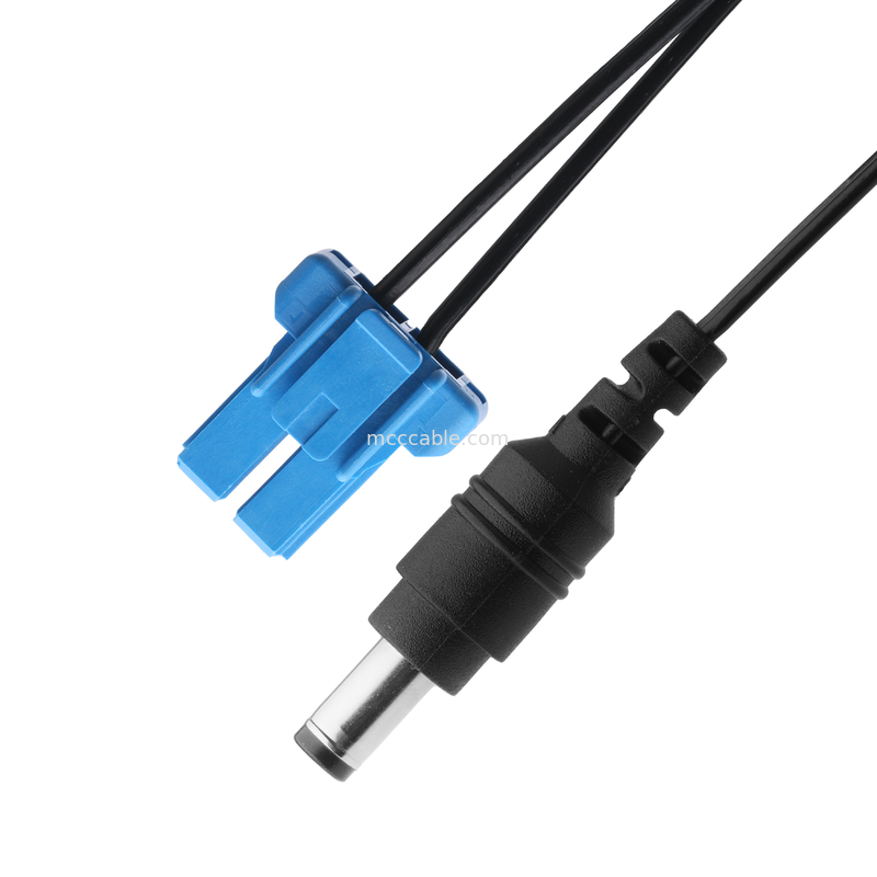 DC Plug 2.1*5.5mm Type de soudure en PVC Apparence de moulage à l'hébergement bleu TE 2P connecteur de câble féminin