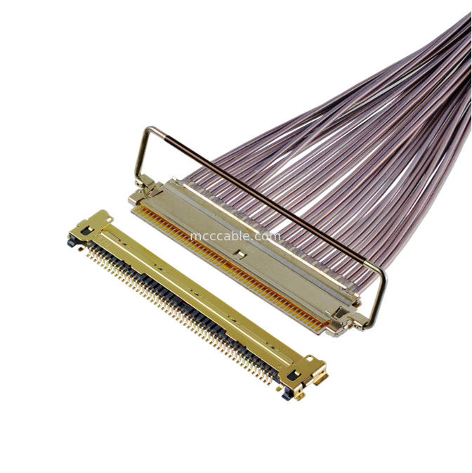 64 Gbps PAM4 81863-100B-01 50P 0,4 mm d'envergure Type d'accouplement horizontal Assemblage de câble micro-coaxial