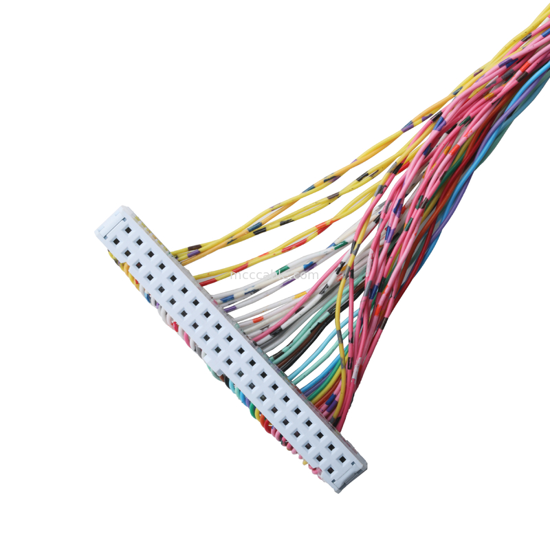 Connecteur 89140-0101 RCPT 40P IDC 26-28AWG GOLD Direct-Through, NPT Hubs avec anneau d'étanchéité intégré