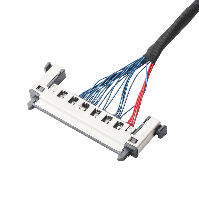 Le câble LVDS est équipé d'un connecteur micro-coaxial 20453-230T-03 vers FI-RE51CL 51P, avec une hauteur de 0,5 mm.