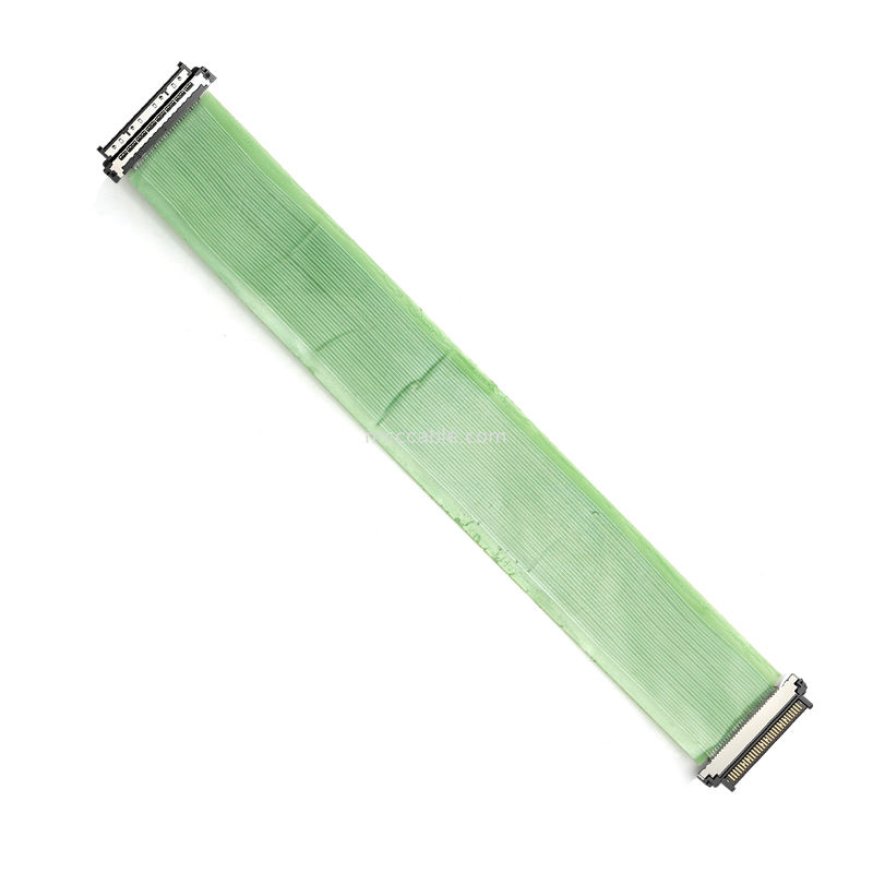 Câble micro-coaxial USL20-30SS-012BH 0,4 mm, classé IP69K pour caméras de surveillance en environnements difficiles